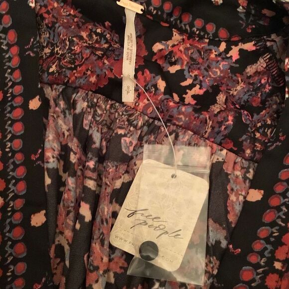 NWT Free People Run Free Tunic Top - Picture 6 of 6